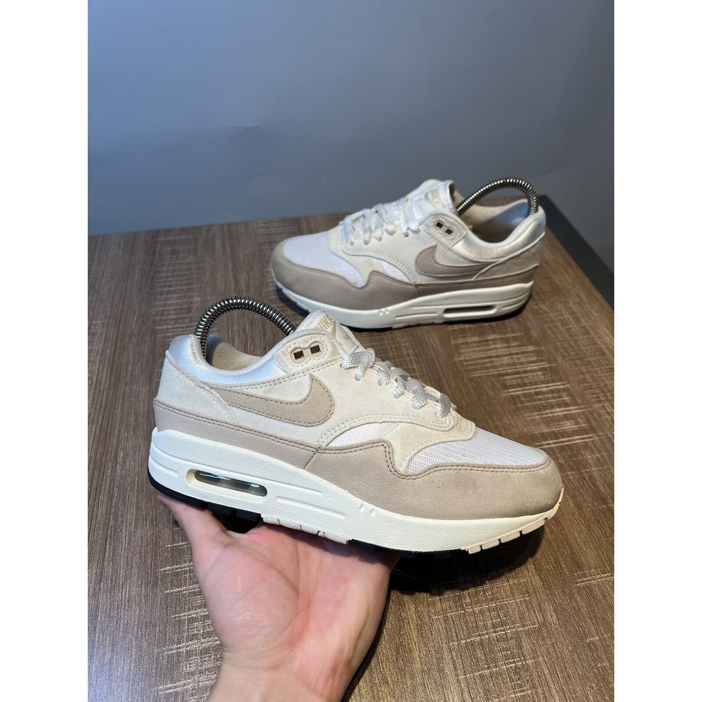 Nike Air Max 1 Pale Ivory sand white sneakers‎ athletic shoes Womens size 6.5
